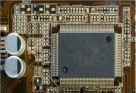 怎么样才能对PCB布线和电磁兼容性实现设计约束